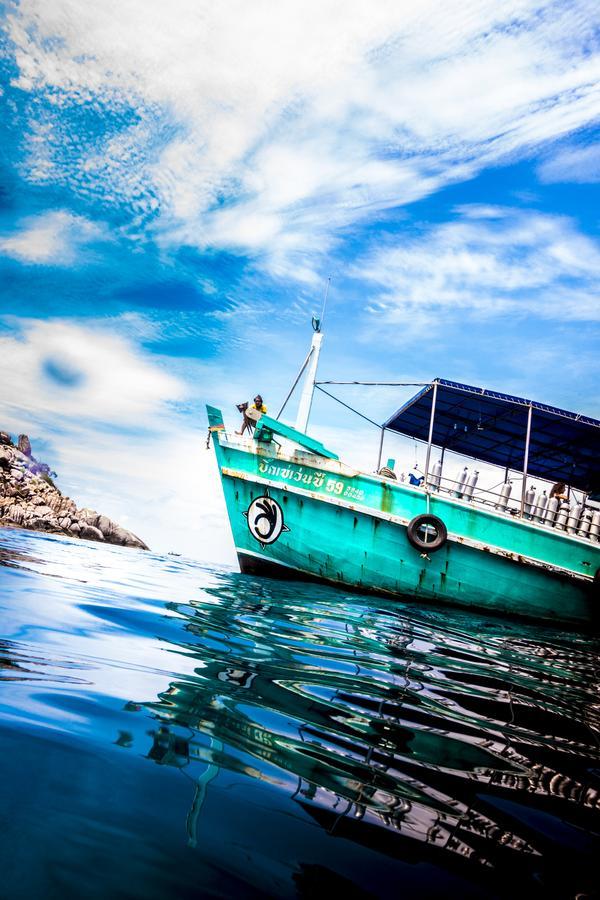 Dpm Koh Tao Diving Hotel & Bar Exterior foto